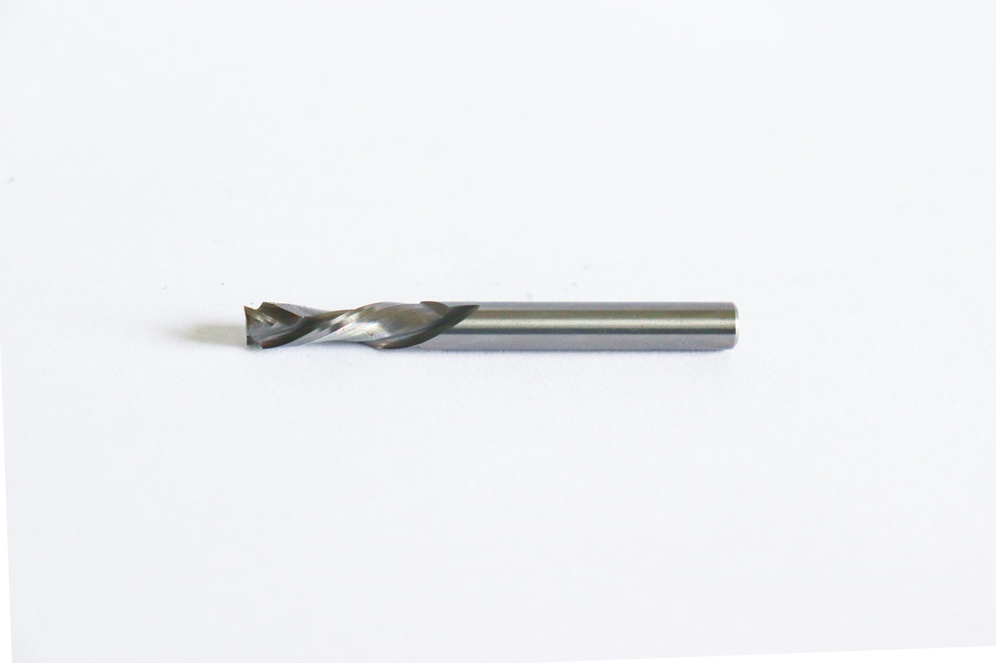 032-0828RX: 2FL Spiral Compression: 1/4"SH; 1/4"CD; 7/8"CL; .200"Upcut; The RX series of bits last 50% longer than other premium CNC bits.