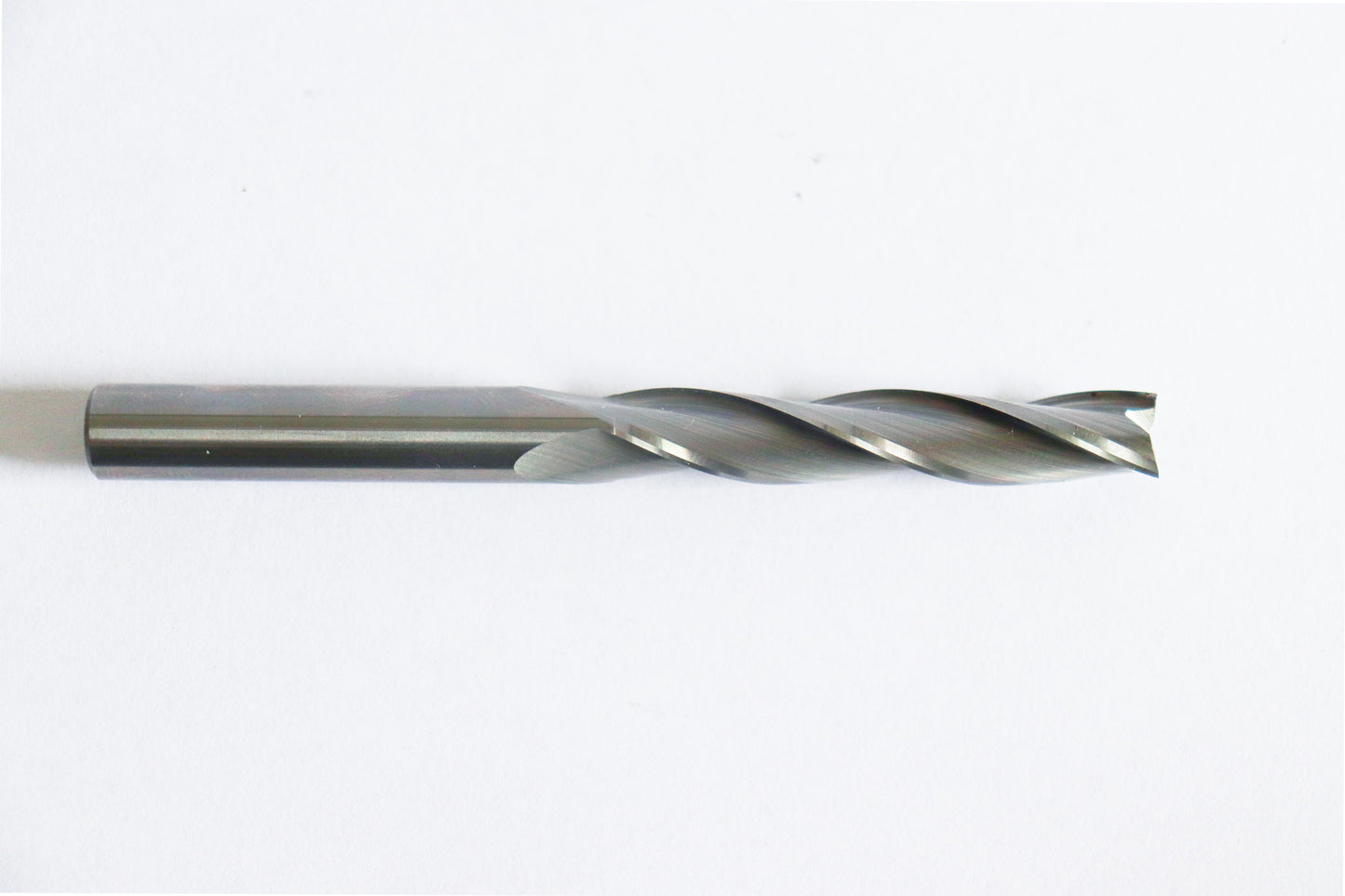 008-1648RX: 3FL Spiral Downcut; 1/2"SH; 1/2"CD; 1-1/2"CL; The RX series of bits lasts 50% longer than other premium CNC bits.