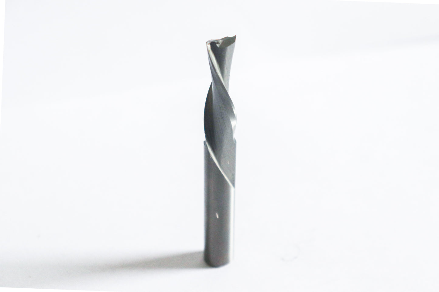 045-2064RX: 2FL Sprial Upcut; 5/8"SH; 5/8"CD; 2"CL; The RX series of bits last 50% longer than other premium CNC bits.